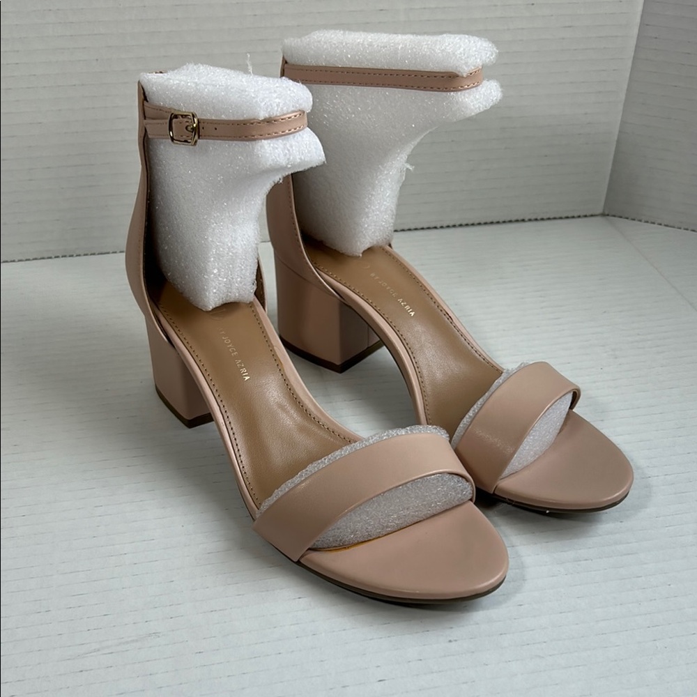 Rohb by Joyce Azria Calypso Nude Block Heel Sandals - Size 6.5M NWT